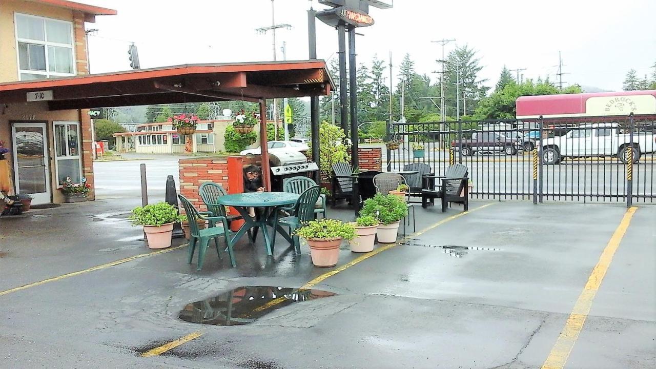 Fir Grove Motel Reedsport Exterior foto